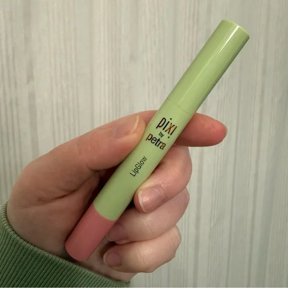 🌈5/$25 BUNDLE! NIB⚜️ Pixi by Petra LipGlow in Fleur - Picture 6 of 6